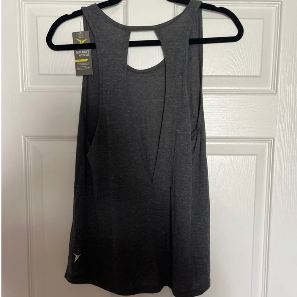 Old Navy active workout tank - Picture 2 of 3